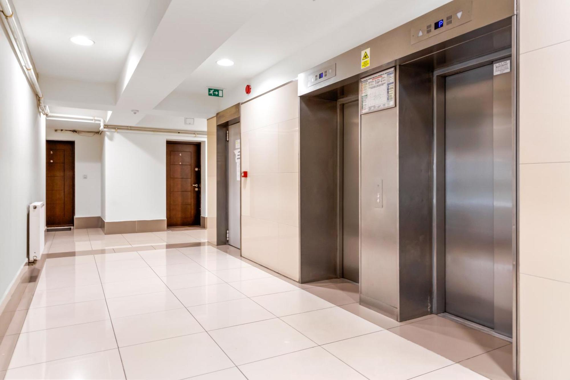 Central Deluxe By Rh Living Βουκουρέστι Εξωτερικό φωτογραφία