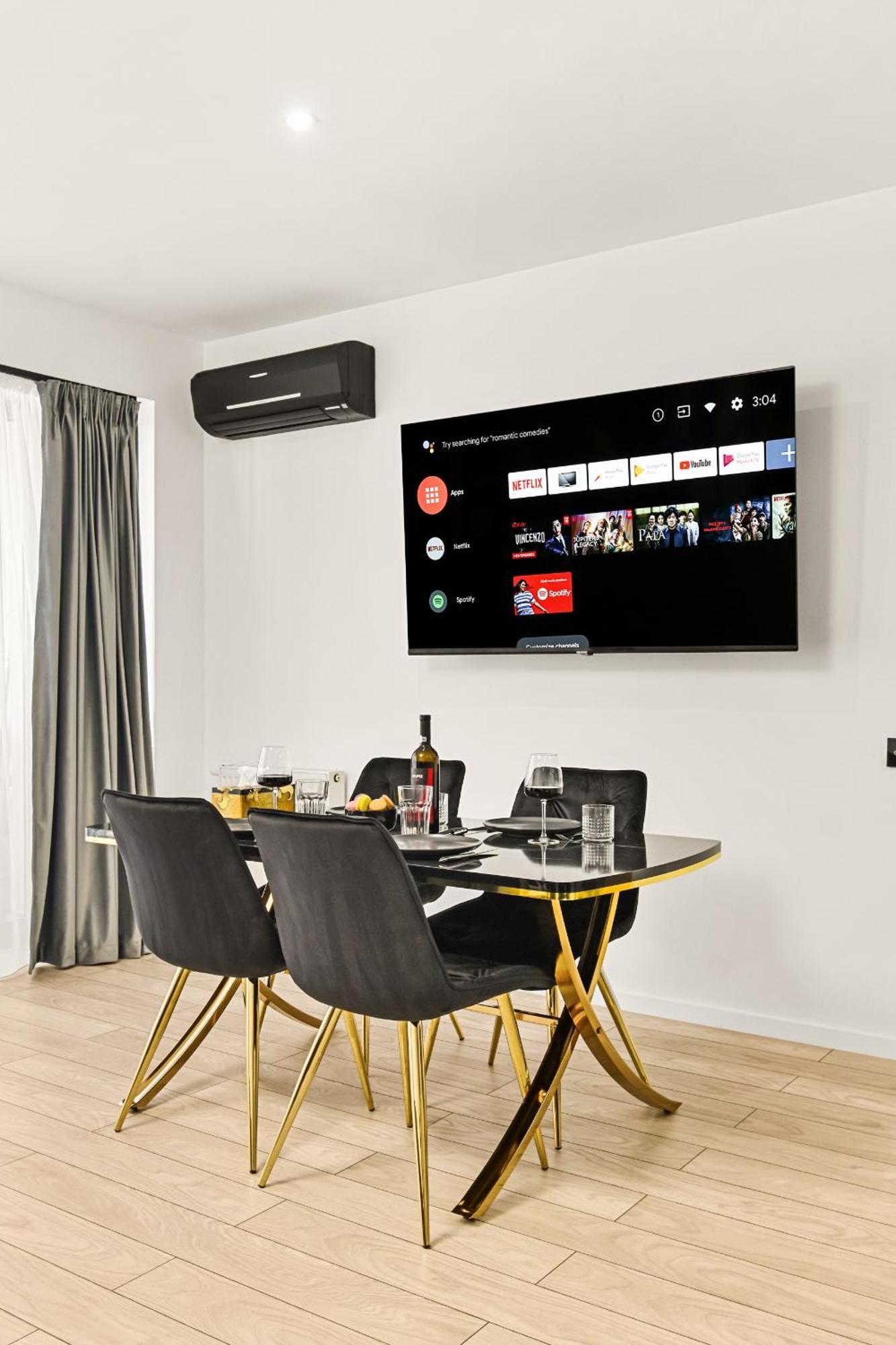 Central Deluxe By Rh Living Βουκουρέστι Εξωτερικό φωτογραφία