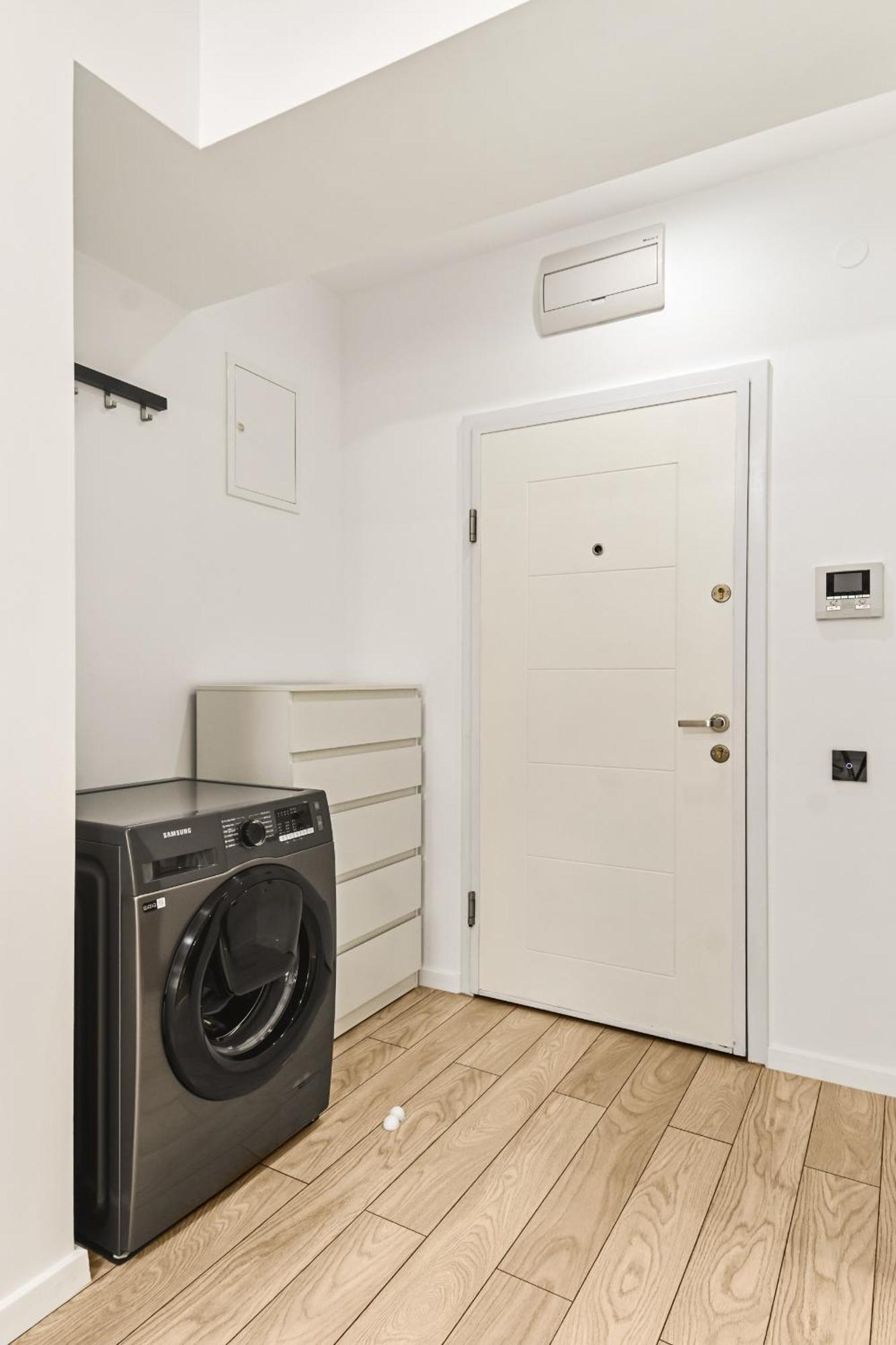 Central Deluxe By Rh Living Βουκουρέστι Εξωτερικό φωτογραφία
