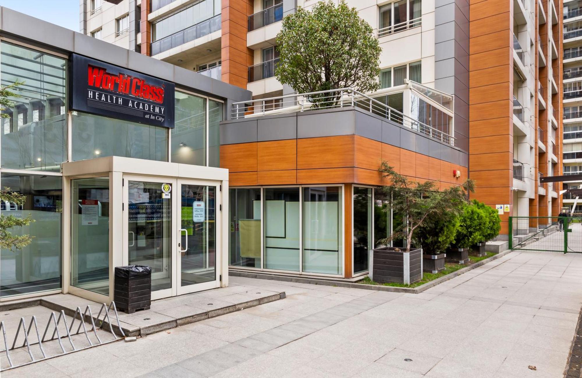 Central Deluxe By Rh Living Βουκουρέστι Εξωτερικό φωτογραφία